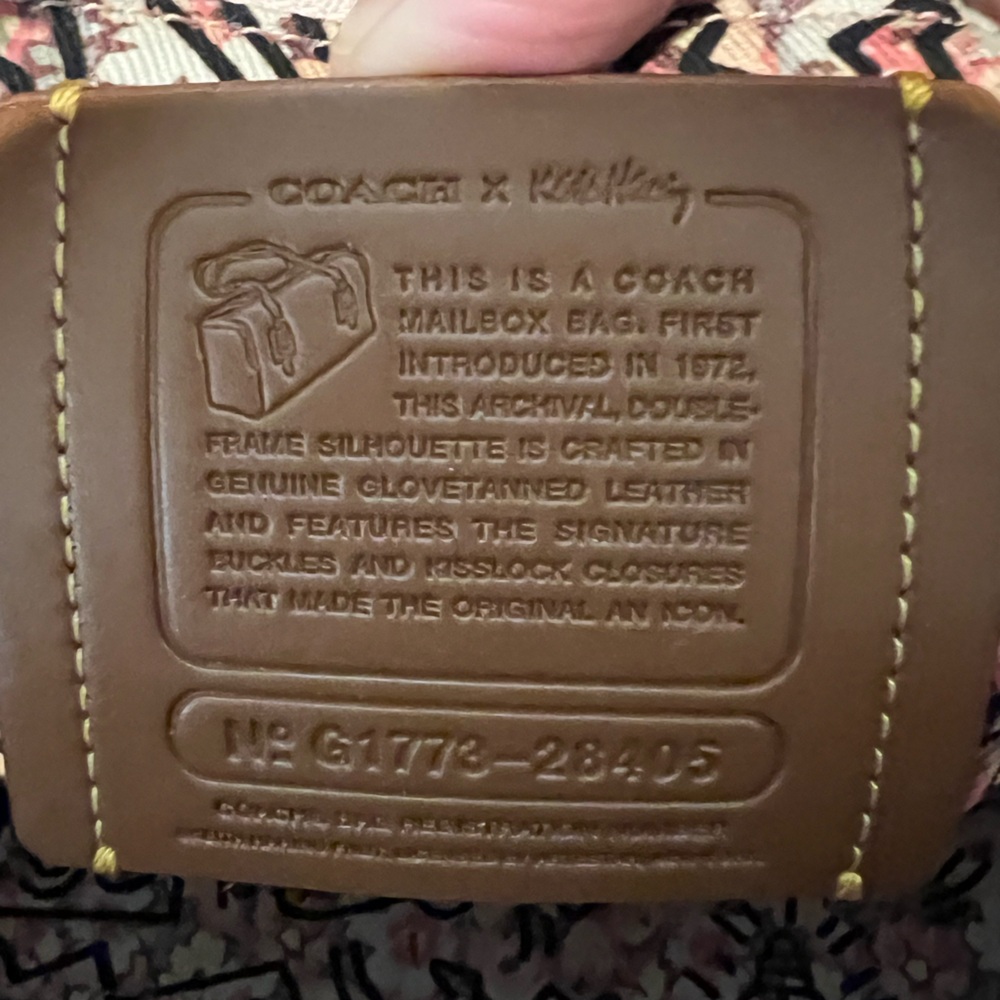 Coach Keith Haring Mailbox - Picture 9 of 9